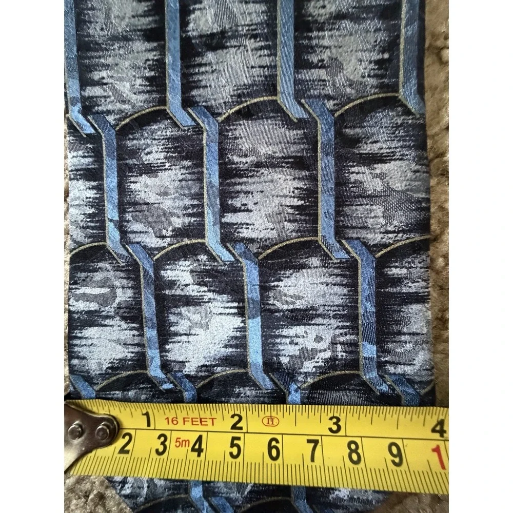 Louis Roth Neckwear Tie Blue Silver Abstract Geometric Italy 100% Silk JBHS